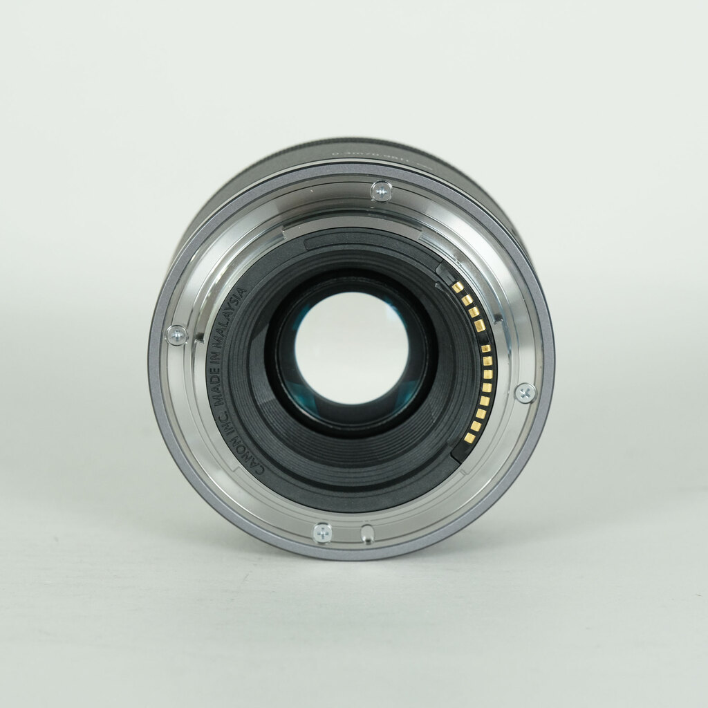 Canon RF50mm F1.8 STM Canon RF50mm F1.8 STM