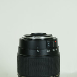 TAMRON 70-300mm F4-5.6 Di LD Macro/Model A17E(キヤノンEF用)