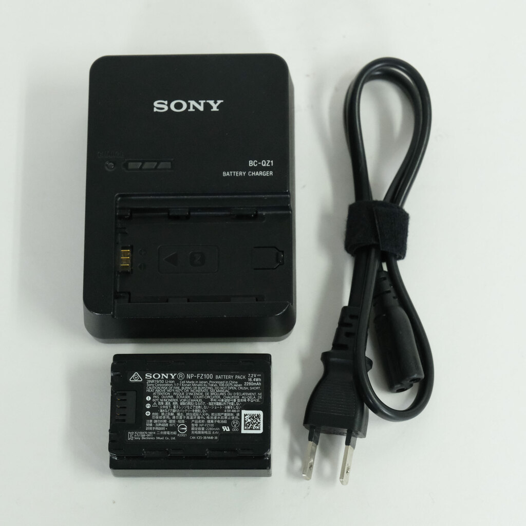 SONY α7R III(ILCE-7RM3) SONY α7R III(ILCE-7RM3)