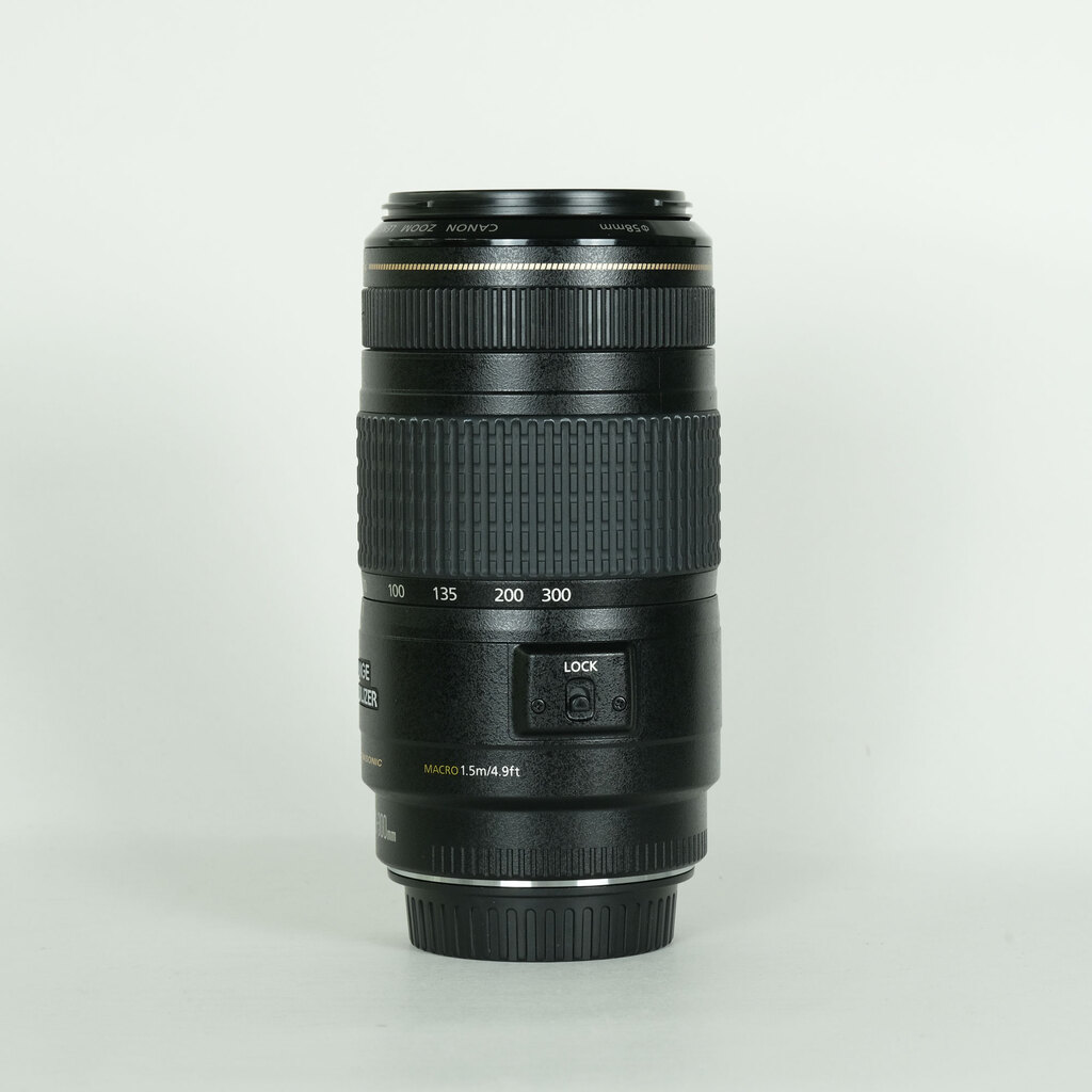 Canon EF70-300mm F4-5.6 IS USM