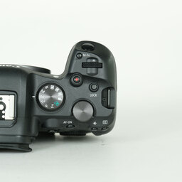 Canon EOS R6 Canon EOS R6