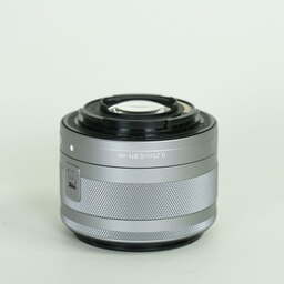 Canon EF-M15-45mm F3.5-6.3 IS STM Canon EF-M15-45mm F3.5-6.3 IS STM