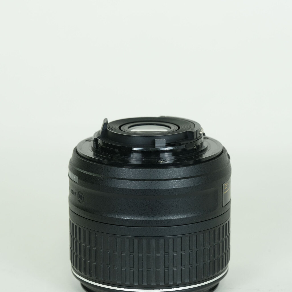 Nikon AF-S DX NIKKOR 18-55mm f3.5-5.6G VR II