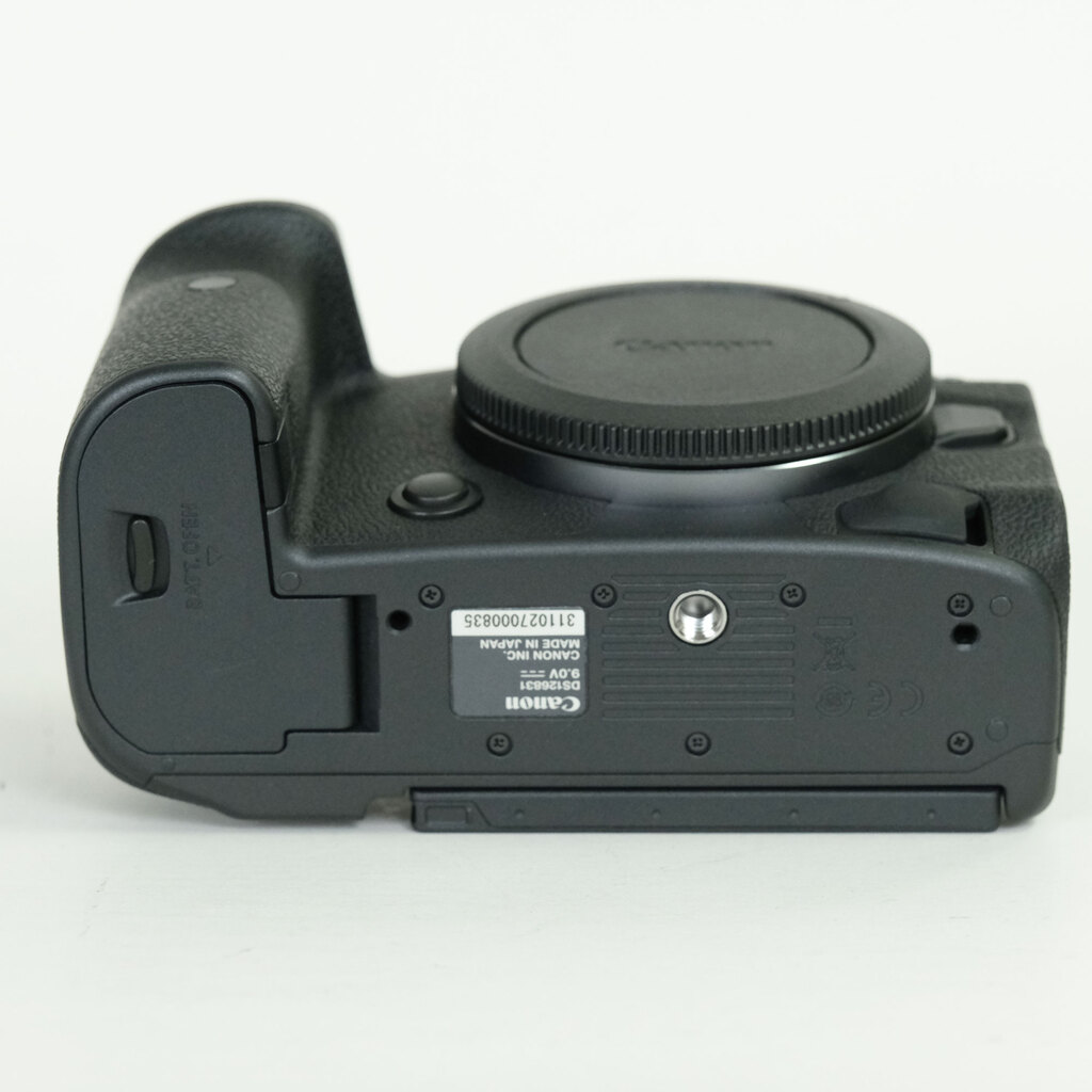 Canon EOS R5 Canon EOS R5