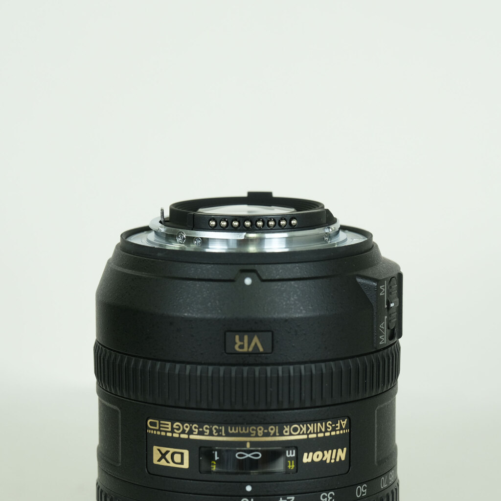 Nikon AF-S DX NIKKOR 16-85mm F3.5-5.6G ED VR