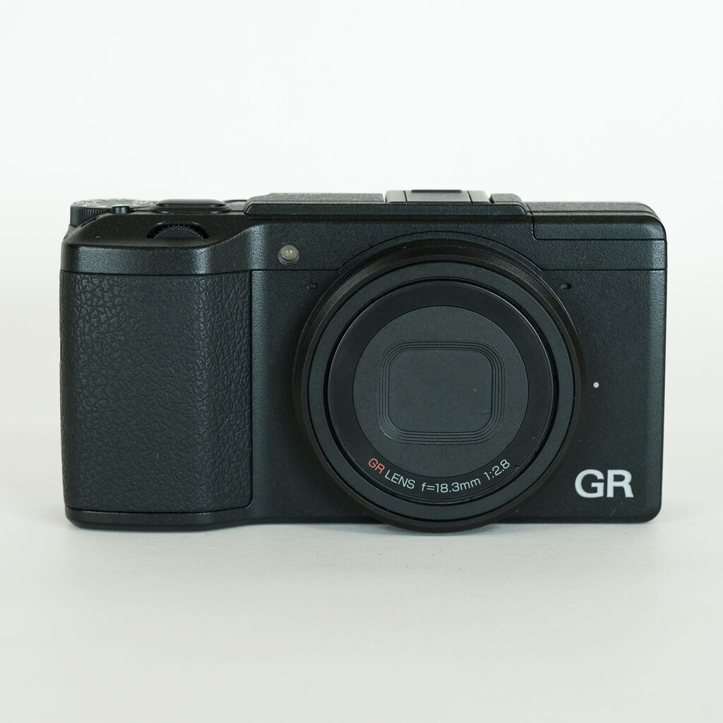 RICOH GR II