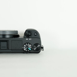 SONY α6400（ILCE-6400）