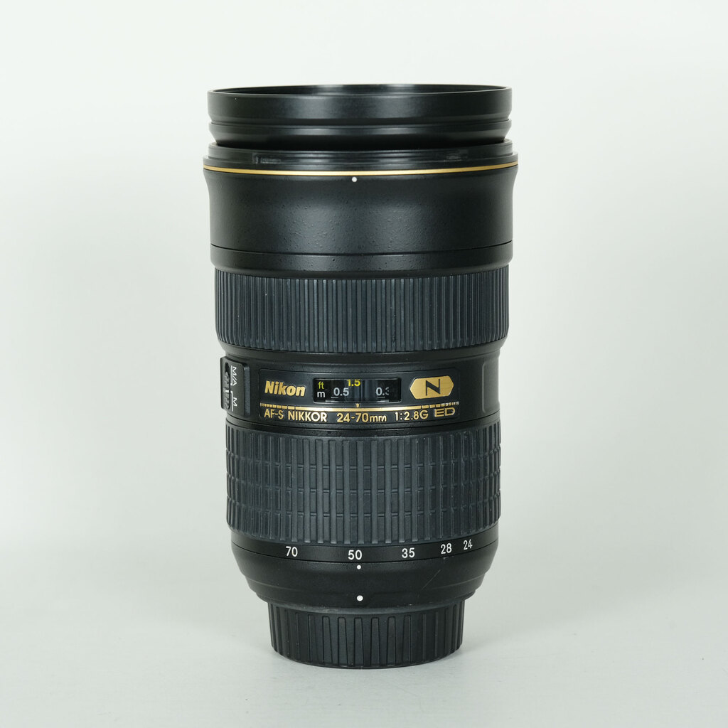 Nikon AF-S NIKKOR 24-70mm f/2.8G ED