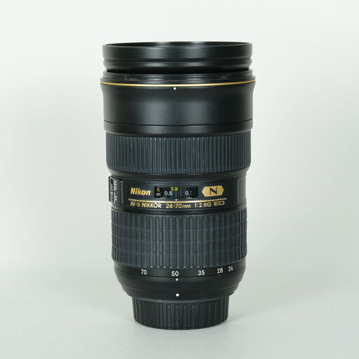 Nikon AF-S NIKKOR 24-70mm f/2.8G ED
