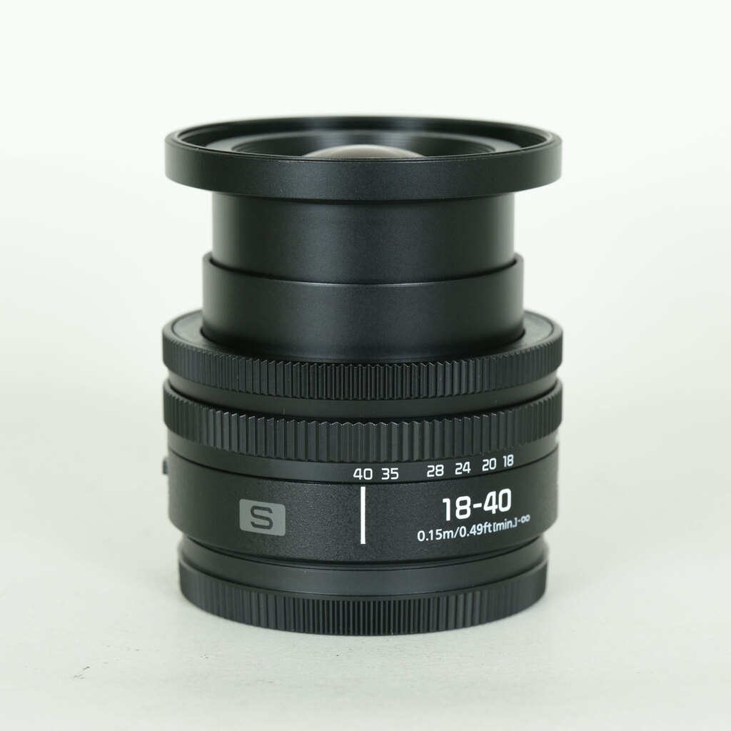 Panasonic LUMIX S 18-40mm F4.5-6.3