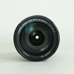 Canon EF-S18-200mm F3.5-5.6 IS