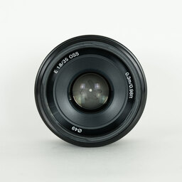 SONY E 35mm F1.8 OSS SEL35F18