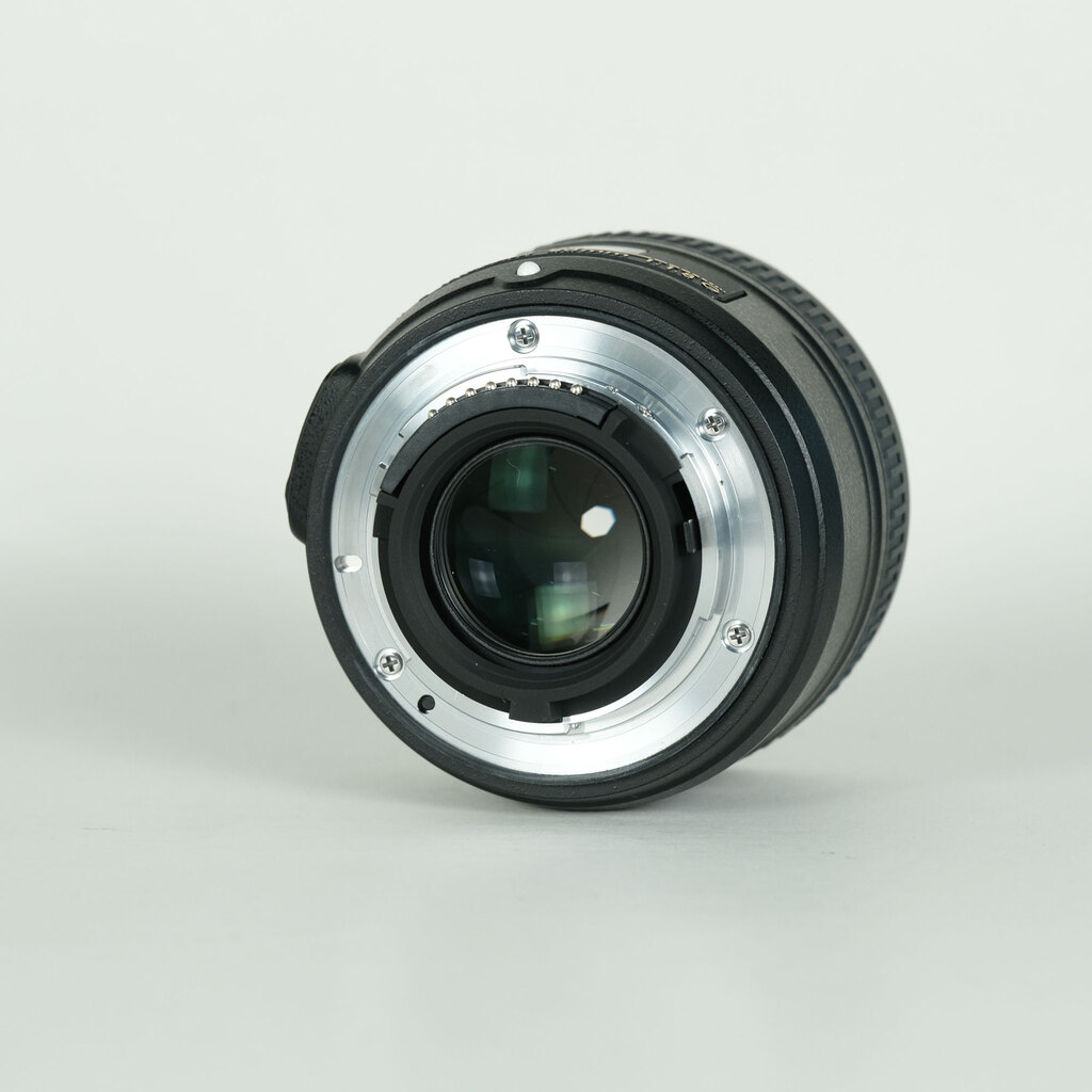 Nikon AF-S NIKKOR 50mm f/1.8Gの出品 | ONE SCENE（ワンシーン）