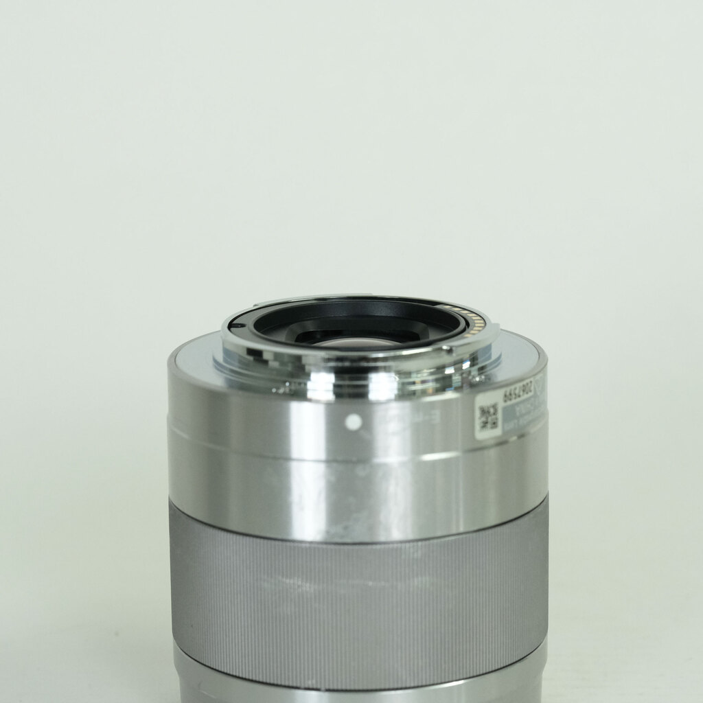 SONY E 50mm F1.8 OSS SEL50F18