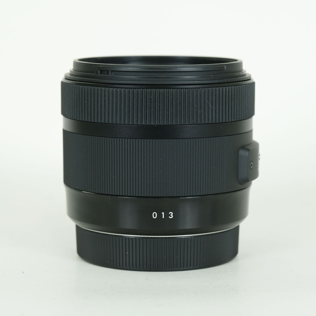 SIGMA 30mm F1.4 DC HSM | Art [キヤノン用]