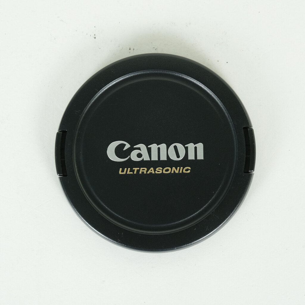 Canon EF17-40mm F4L USM Canon EF17-40mm F4L USM