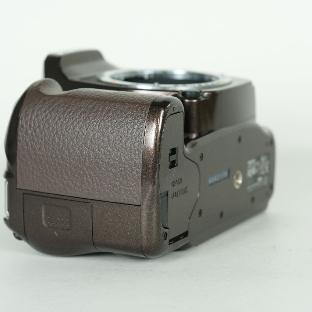 PENTAX K-r ボディ オーダーカラーの出品 | ONE SCENE（ワンシーン）