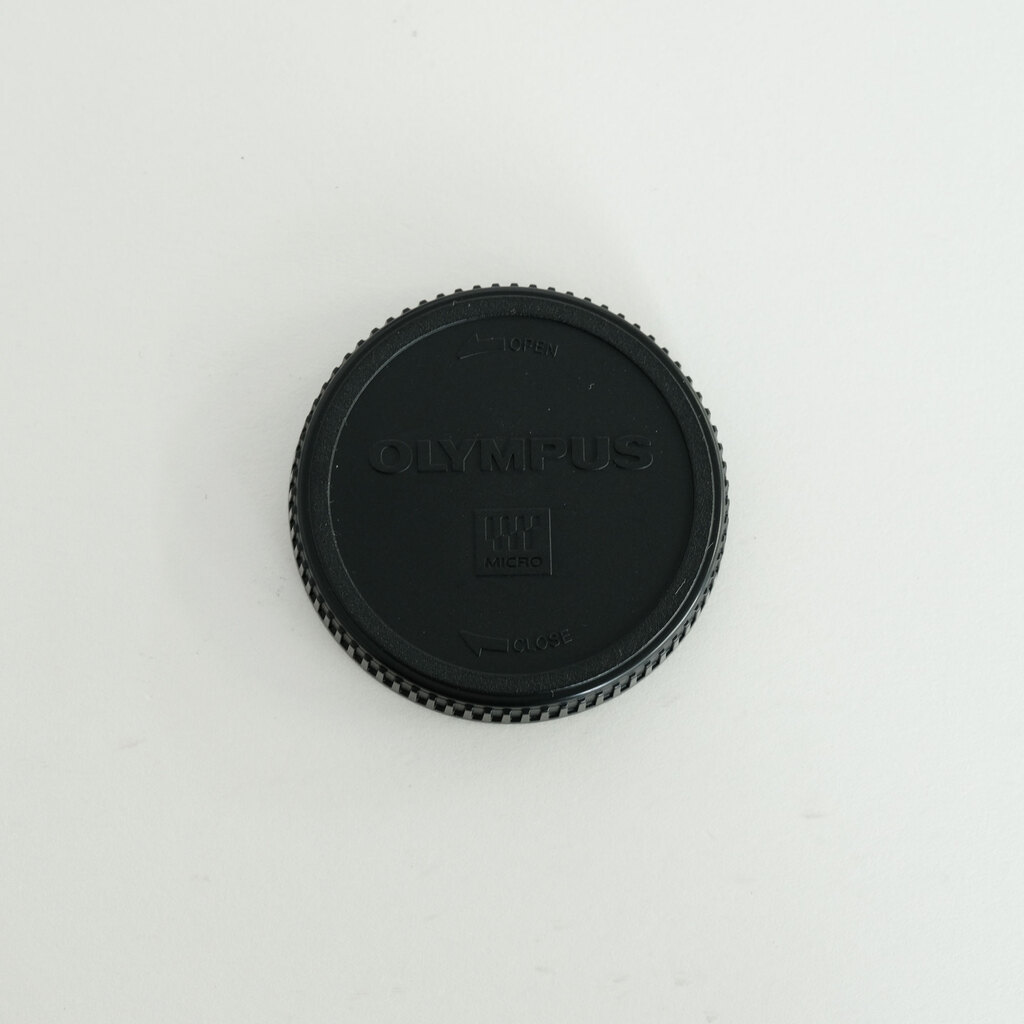 OLYMPUS M.ZUIKO DIGITAL ED 17mm F1.2 PRO