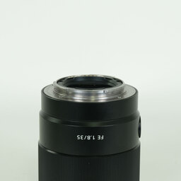 SONY FE 35mm F1.8 SEL35F18F
