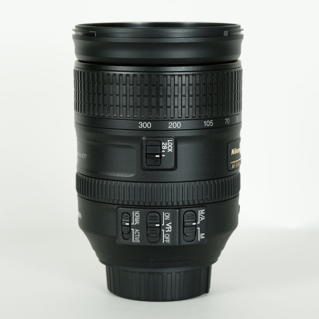 Nikon AF-S NIKKOR 28-300mm f/3.5-5.6G ED VR