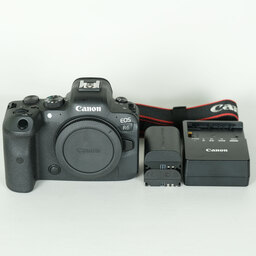 Canon EOS R6