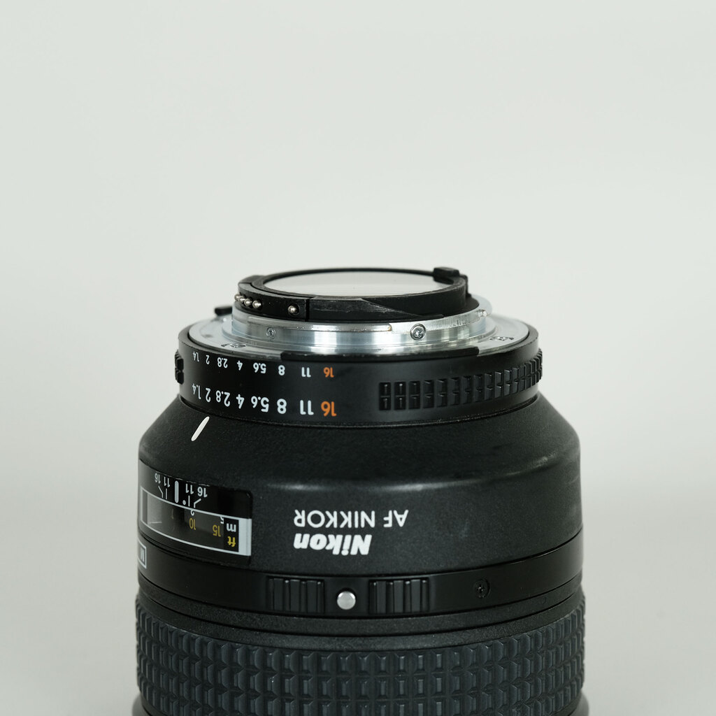 Nikon Ai AF Nikkor 85mm F1.4D IF