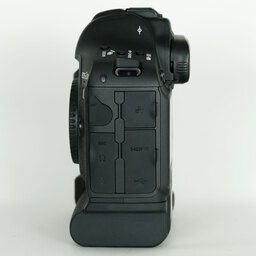 Canon EOS-1D X Mark II