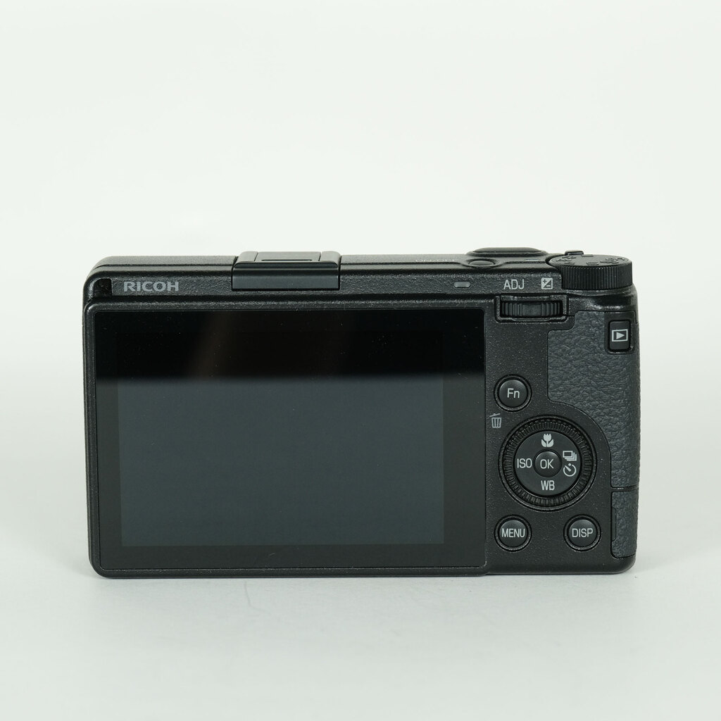 RICOH GR III