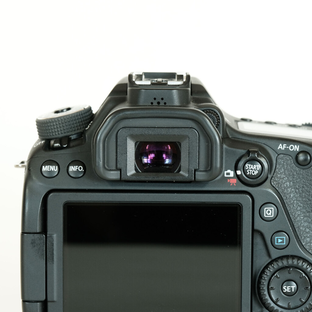 Canon EOS 80D