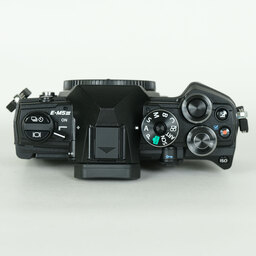 OLYMPUS OM-D E-M5 Mark III