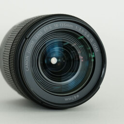 Canon EOS 80D EF-S18-135 IS USM レンズキット