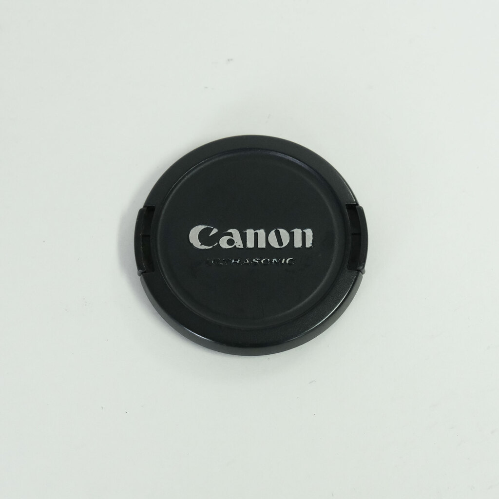 Canon EF85mm F1.8 USM Canon EF85mm F1.8 USM