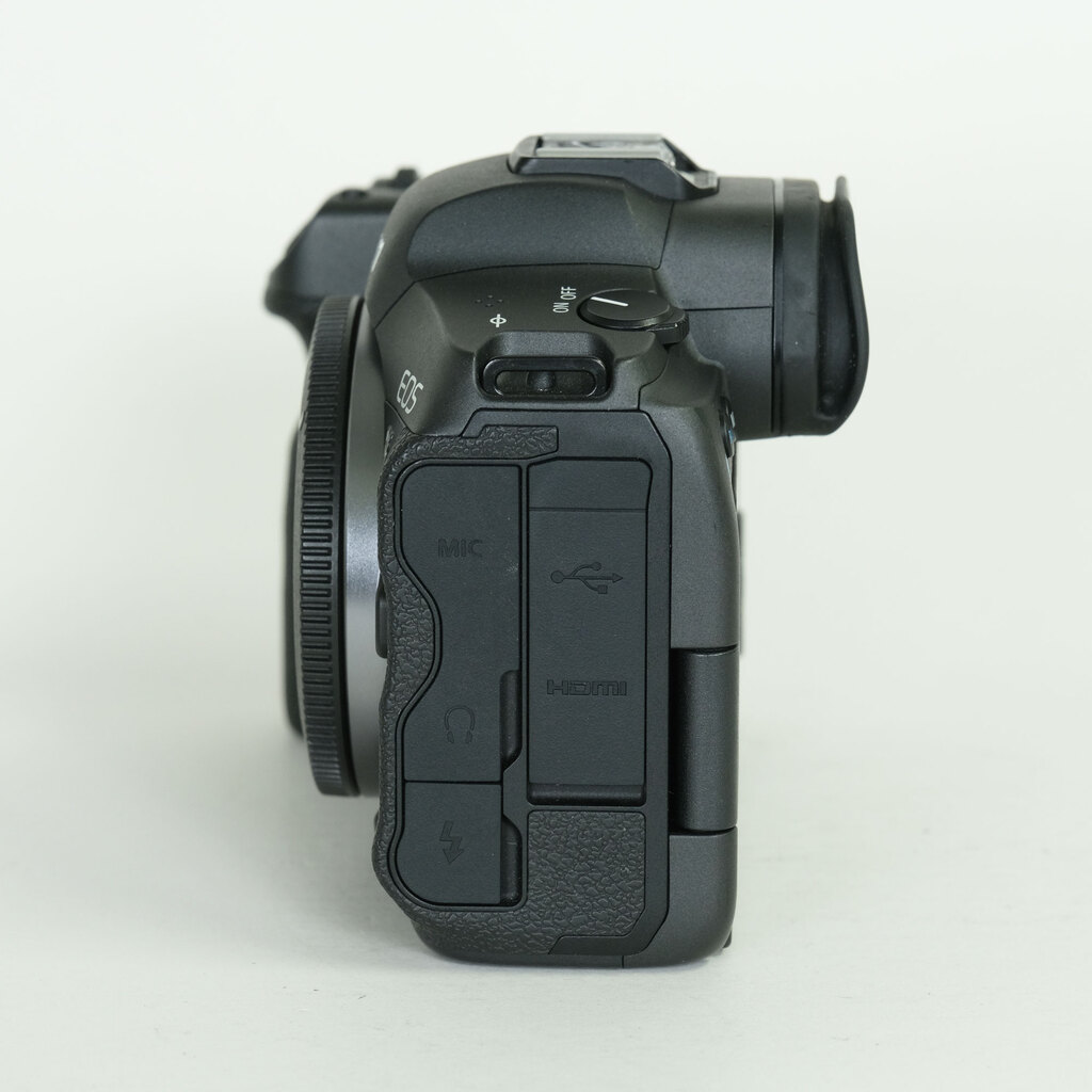 Canon EOS R5