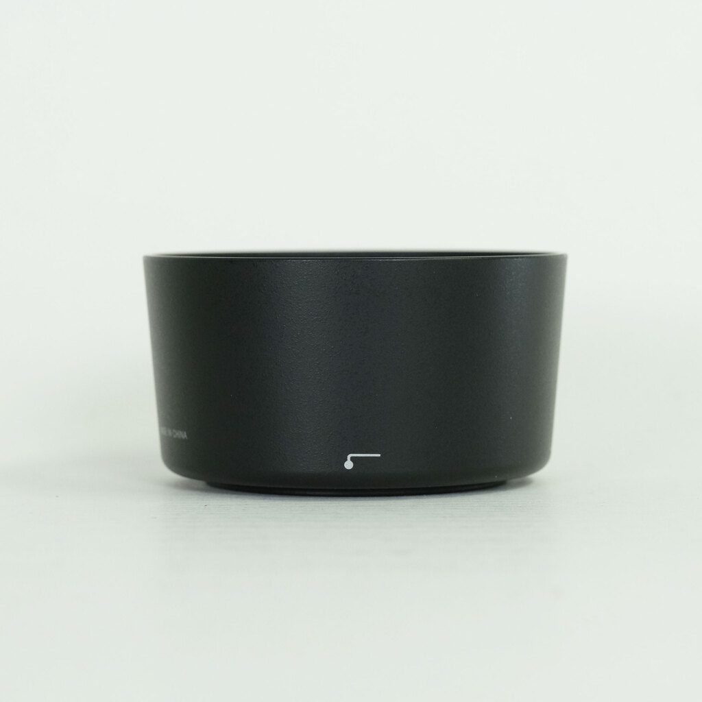 Nikon AF-S DX VR Zoom-Nikkor 55-200mm F4-5.6G IF-ED Nikon AF-S DX VR Zoom-Nikkor 55-200mm F4-5.6G IF-ED