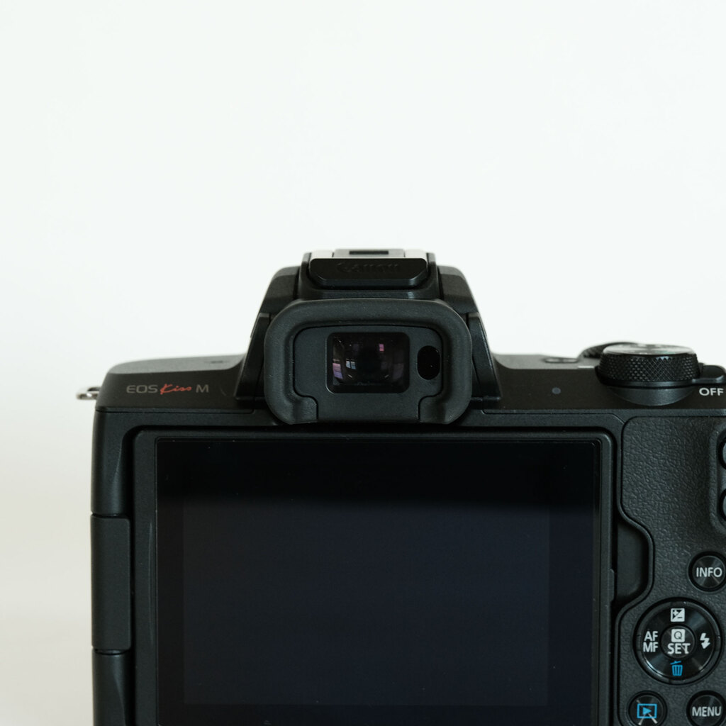 Canon EOS Kiss M