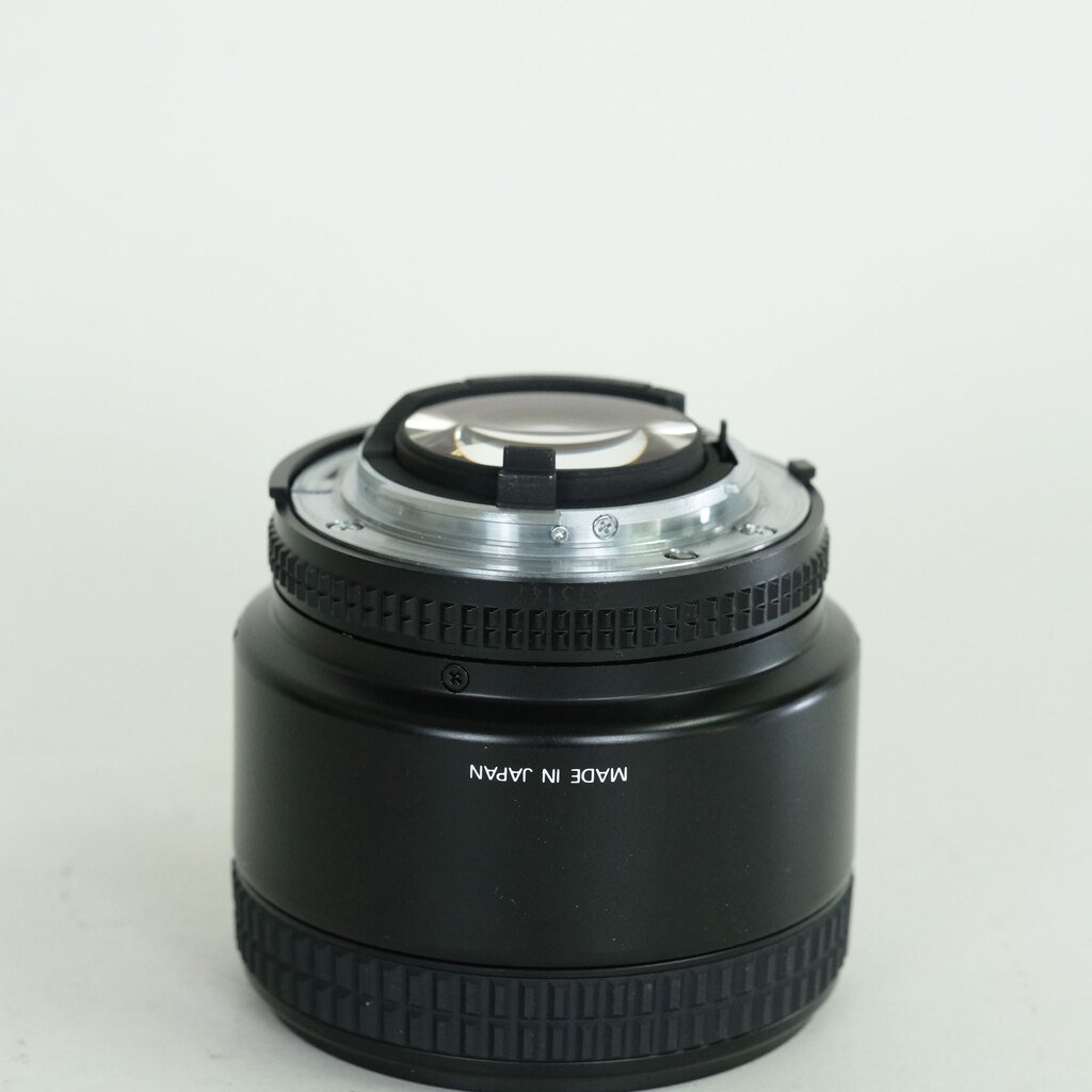 Nikon Ai AF Nikkor 85mm f/1.8D