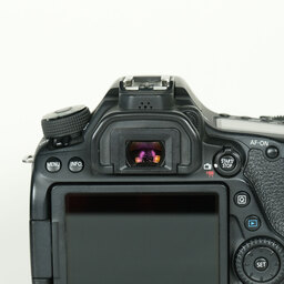 Canon EOS 80D