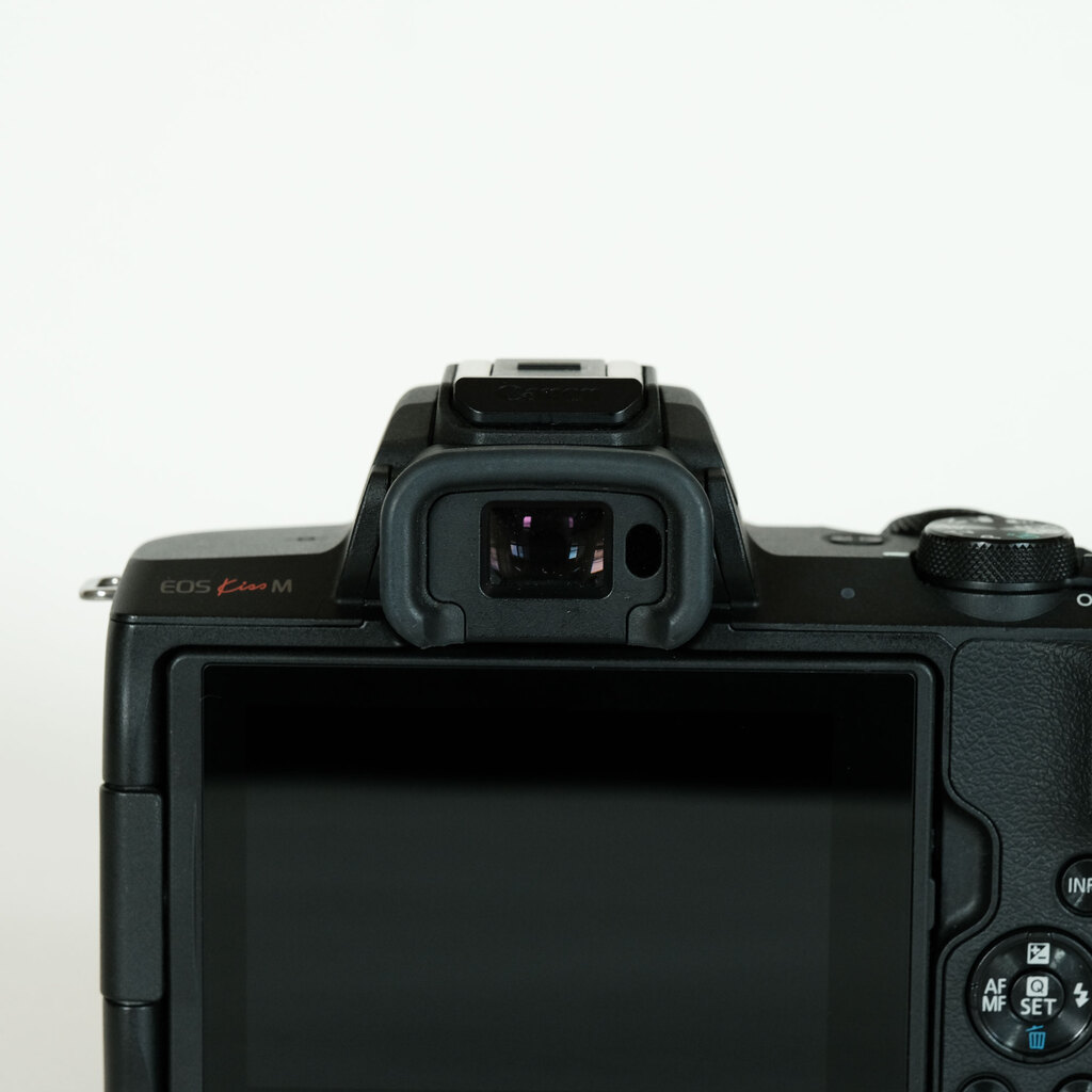Canon EOS Kiss M