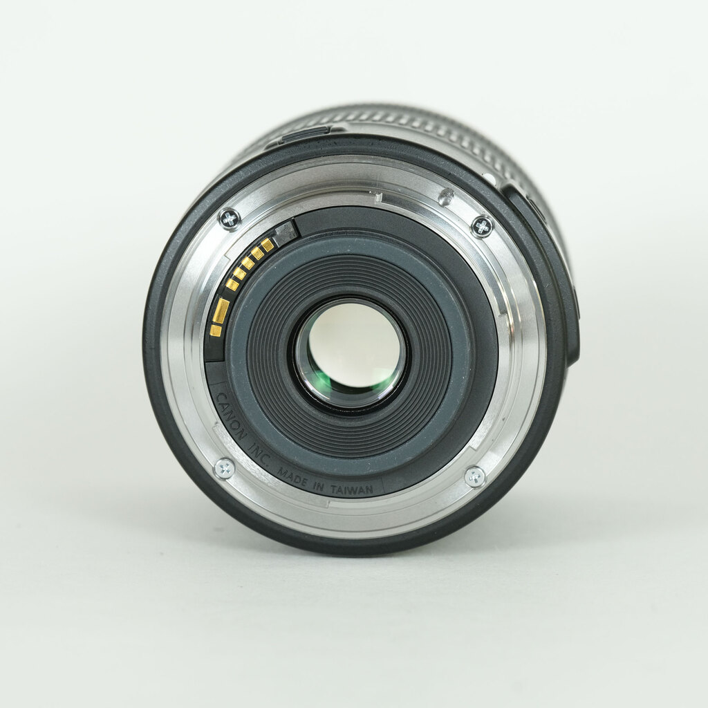 Canon EF-S18-135mm F3.5-5.6 IS STM