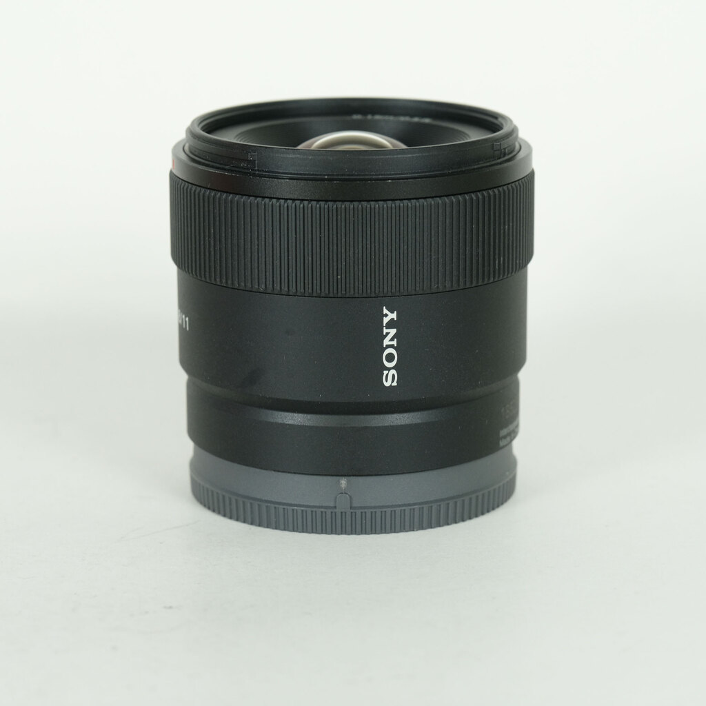 SONY E 11mm F1.8 SEL11F18の出品 | ONE SCENE（ワンシーン）