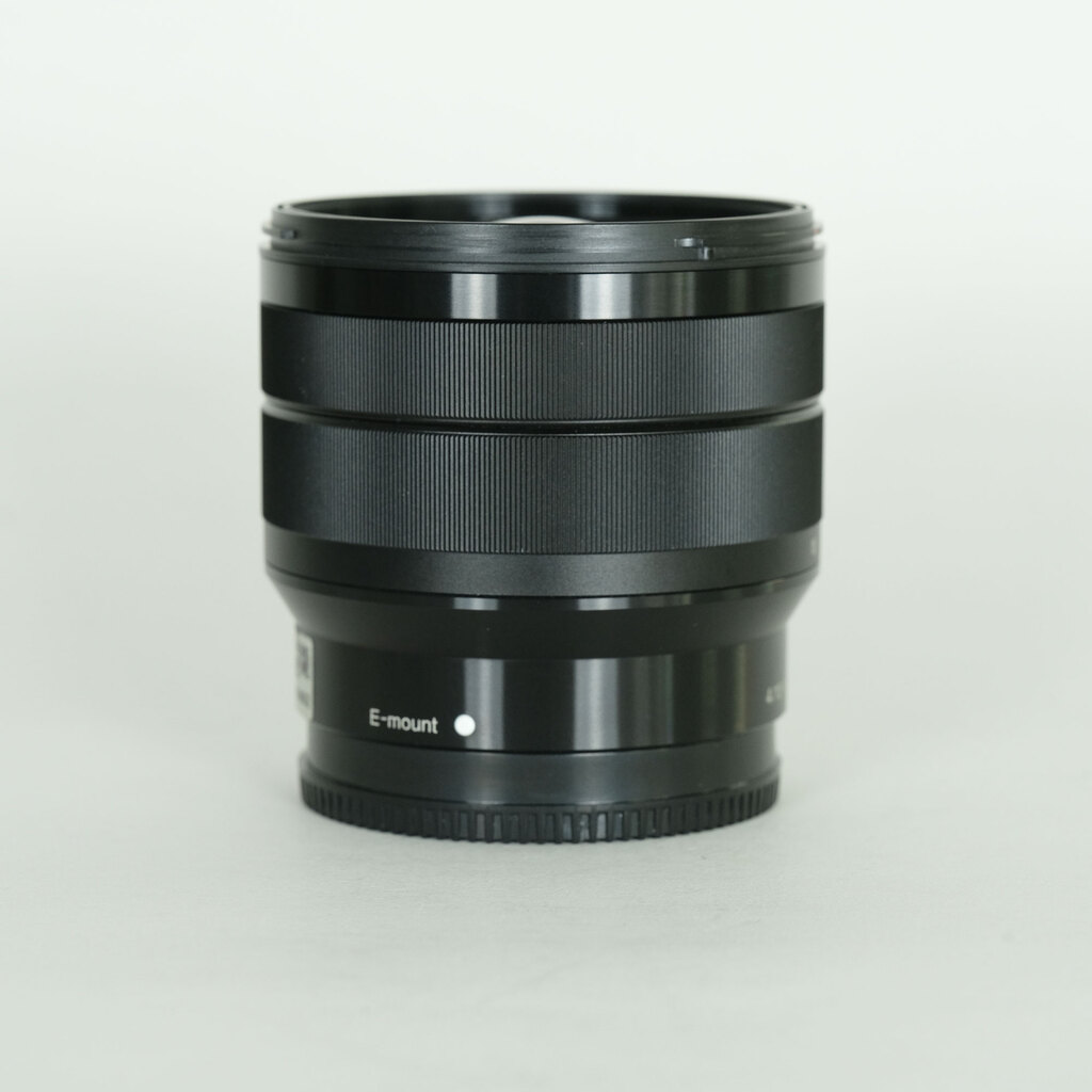 SONY E 10-18mm F4 OSS SEL1018