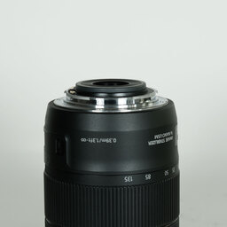 Canon EF-S18-135mm F3.5-5.6 IS USM