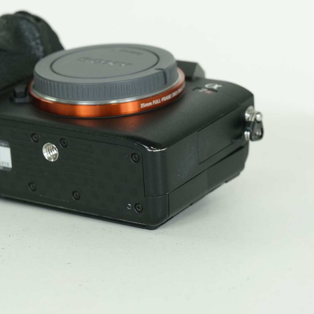 SONY α7R III(ILCE-7RM3) SONY α7R III(ILCE-7RM3)