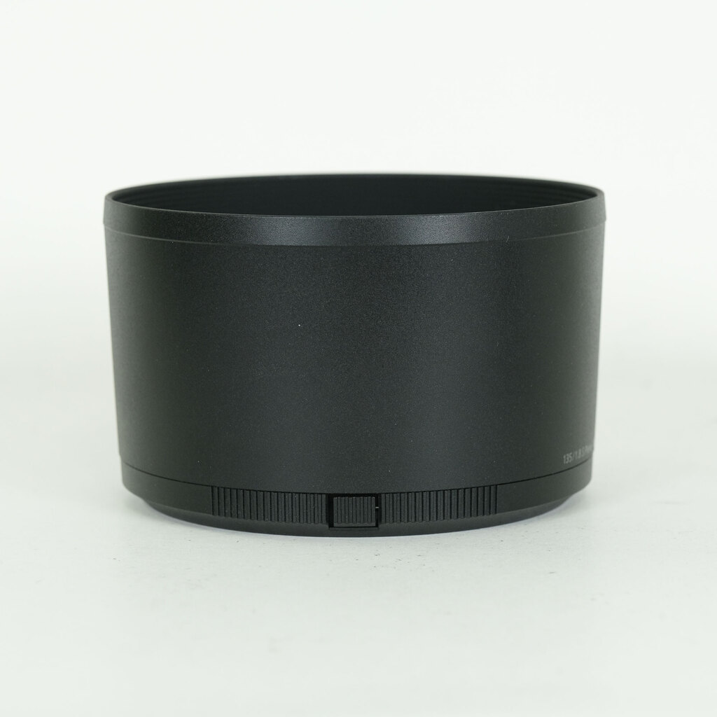Nikon NIKKOR Z 135mm f/1.8 S Plena