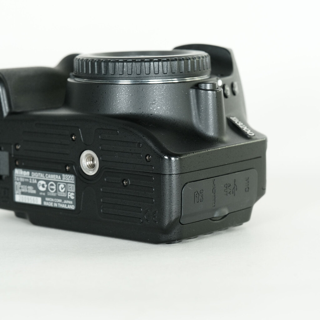 Nikon D3200ボディ ブラック