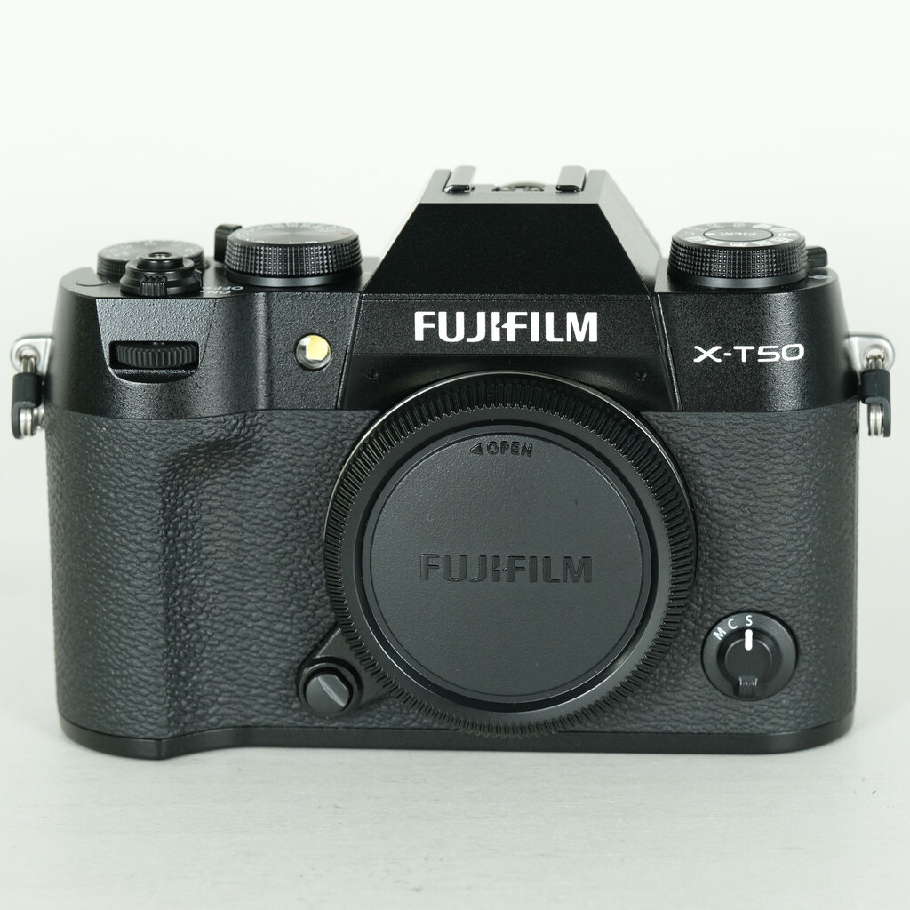 FUJIFILM X-T50 [�{�f�B �u���b�N]