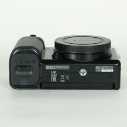 SONY VLOGCAM ZV-E10