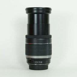 Canon EF-S18-200mm F3.5-5.6 IS