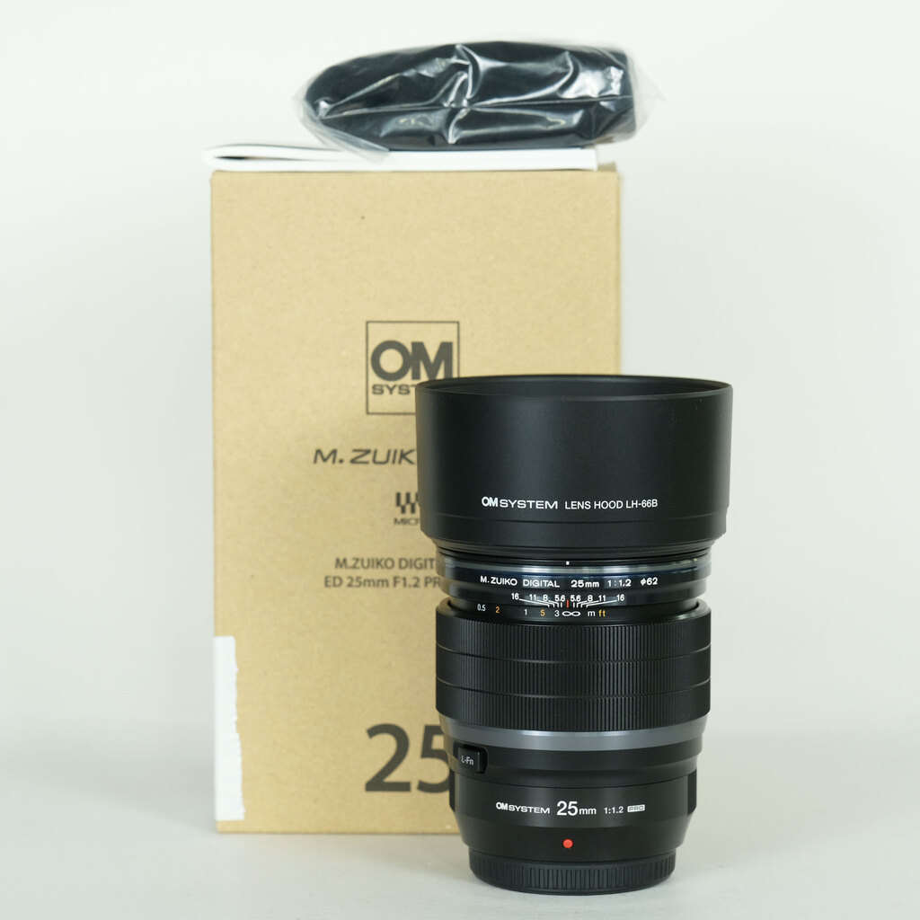 OLYMPUS M.ZUIKO DIGITAL ED 25mm F1.2 PROの出品 | ONE SCENE（ワン