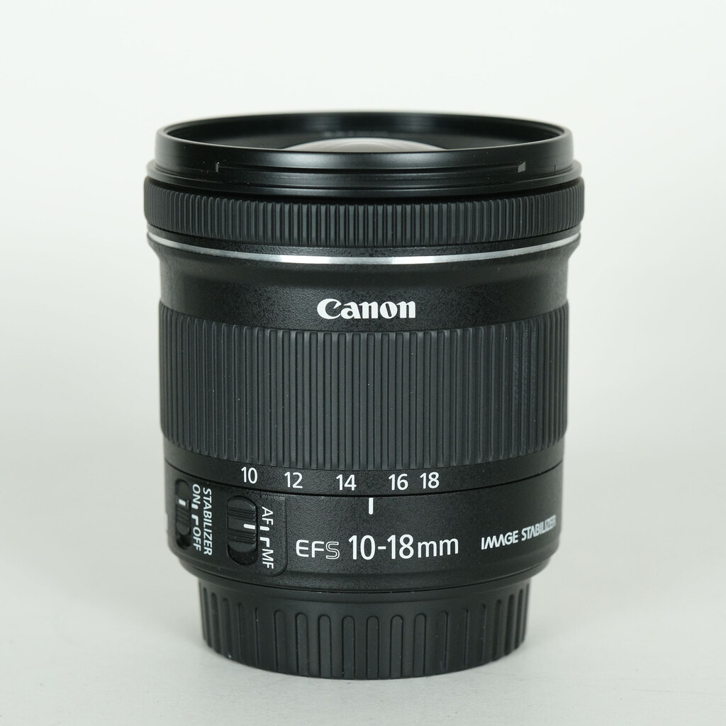 Canon EF-S10-18mm F4.5-5.6 IS STM